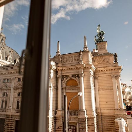 Apartopera Lviv Kültér fotó